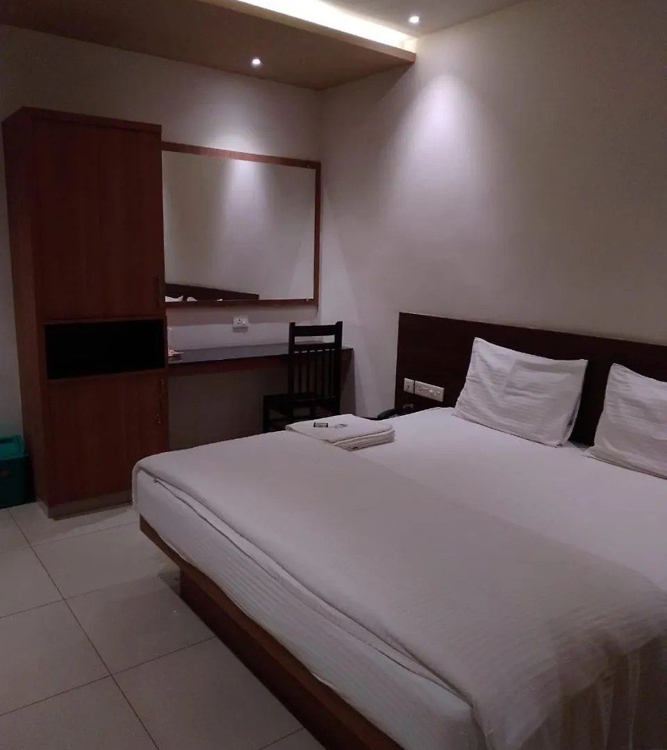 ** Hotel Sri Bhavan Residency Palakkad India